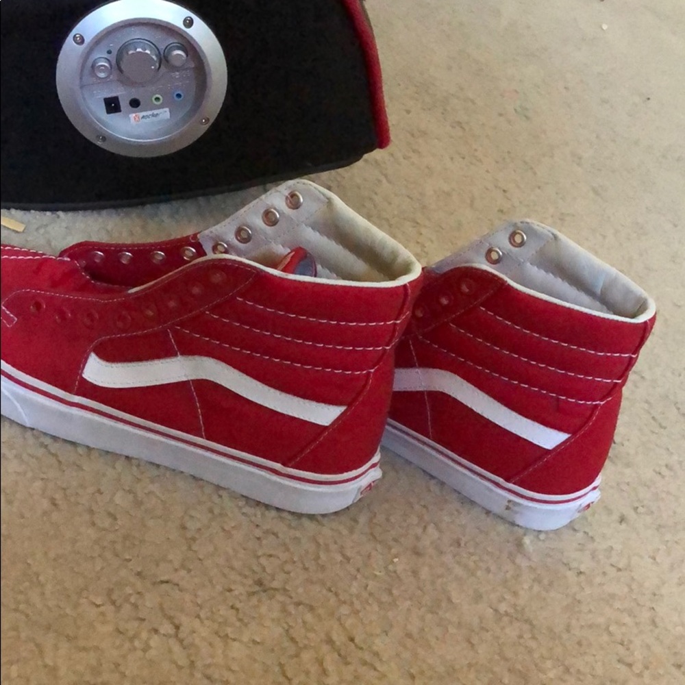 Vans - Picture 3 of 3